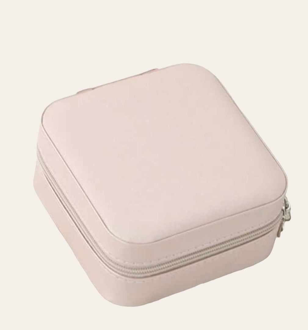 Travel jewelry box